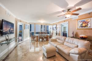 17201 Collins Ave, Sunny Isles Beach, FL 33160, Sold 06/10/21