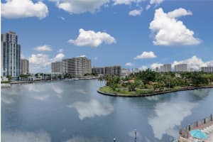 121 Golden Isles Dr, Hallandale Beach, FL 33009, Sold 08/19/20