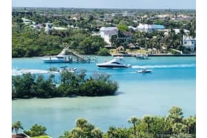 425 S Beach Rd #2r, Tequesta, FL 33469, Sold 05/13/21