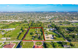 6045 SW 120th Ave, Miami, FL 33183, Sold 01/22/21