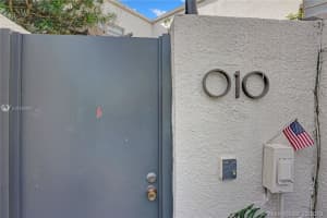 4702 SW 67th Ave APT O10, Miami, FL 33155, Sold 03/05/20