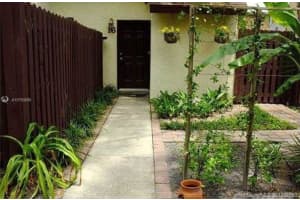 5602 Ashley Oaks Dr, Tampa, FL 33617, Sold 03/16/20