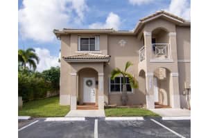 16606 NW 72nd Pl, Miami Lakes, FL 33014, Sold 03/20/20