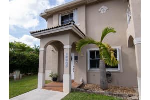 16606 NW 72nd Pl, Miami Lakes, FL 33014, Sold 03/20/20