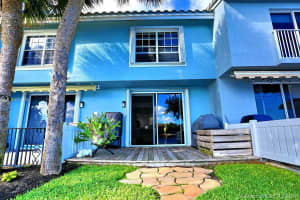 882 Jeffery St, Boca Raton, FL 33487, Sold 03/18/20
