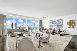 20155 NE 38th Ct, Aventura, FL 33180, Sold 11/04/20