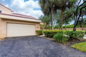 7964 NW 7th Ct, Plantation, FL 33324, Sold 03/23/20