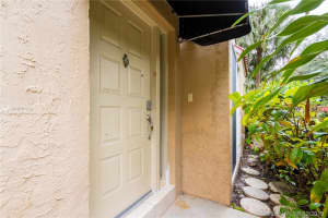 7964 NW 7th Ct, Plantation, FL 33324, Sold 03/23/20