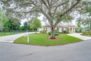 13441 SW 29th Ct, Davie, FL 33330, Sold 07/10/20