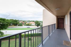 13715 SW Kendale Lakes Cir PH A15, Miami, FL 33183, Sold 03/02/20