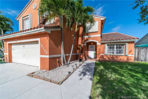 16283 SW 76th St, Miami, FL 33193, Sold 04/03/20