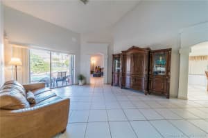 16283 SW 76th St, Miami, FL 33193, Sold 04/03/20