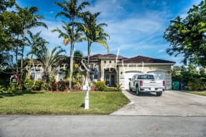 20437 SW 327th St, Homestead, FL 33030, Sold 03/25/20