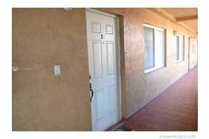 8177 NW 8th St APT D5, Miami, FL 33126, Sold 02/27/20