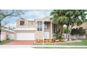 10421 SW 9th Ln, Pembroke Pines, FL 33025, Sold 02/28/20