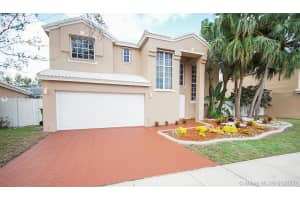 10421 SW 9th Ln, Pembroke Pines, FL 33025, Sold 02/28/20