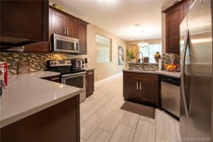 129 NW 106th Ave, Plantation, FL 33324, Sold 03/02/20
