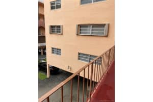 460 E 23rd St, Hialeah, FL 33013, Sold 02/20/20