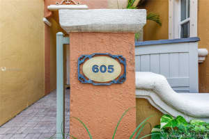 8548 NW 141st Terrace, Hialeah, FL 33016, Sold 03/26/20