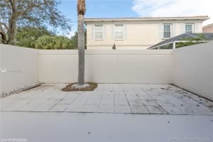 25 Oakleaf Ct, Jupiter, FL 33469, Sold 07/10/20