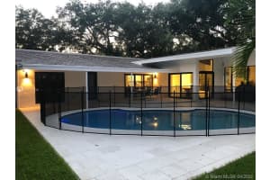 19921 NE 22nd Ave, Miami, FL 33180, Sold 09/04/20