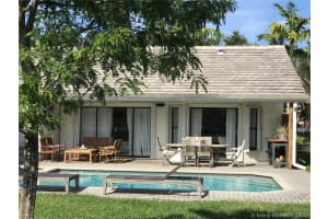 1612 Eastlake Way, Weston, FL 33326, Sold 03/23/20