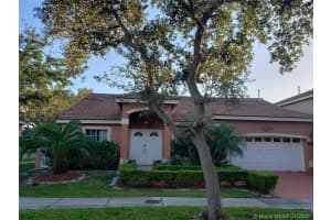 8848 NW 188th St, Hialeah, FL 33018, Sold 02/07/20