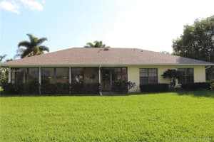 4 Forest Park Dr, Vero Beach, FL 32962, Sold 03/11/20