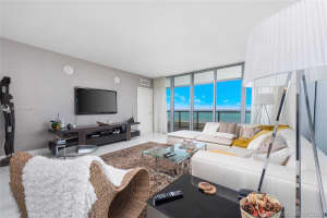 3737 Collins Ave, Miami Beach, FL 33140, Sold 12/30/20