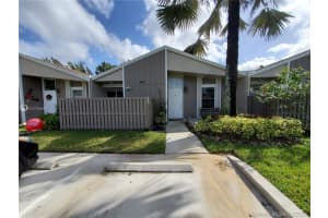 604 Woodgate Cir, Sunrise, FL 33326, Sold 03/20/20