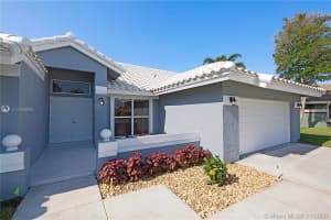 9696 W Lake Ct, Boca Raton, FL 33434, Sold 07/13/20