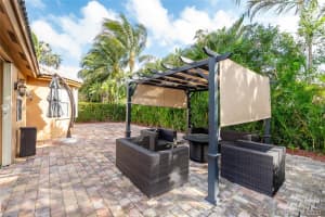 8455 NW 111th Ct, Doral, FL 33178, Sold 02/14/20