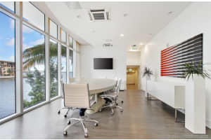 601 NE 27th St, Miami, FL 33137, Sold 04/07/20