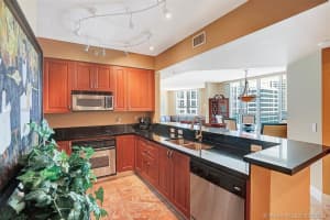 350 SE 2nd St, Fort Lauderdale, FL 33301, Sold 03/27/20