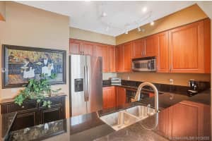 350 SE 2nd St, Fort Lauderdale, FL 33301, Sold 03/27/20