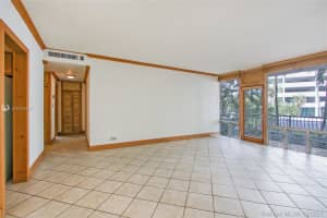 1408 Brickell Bay Dr # 907, Miami, FL 33131, Sold 06/01/21