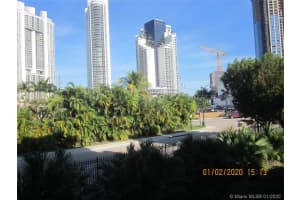 250 181 Dr, Sunny Isles Beach, FL 33160, Sold 08/28/20
