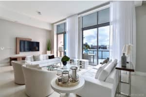 3300 NE 188th St, Aventura, FL 33180, Sold 04/03/20
