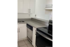 126 SW 17th Rd, Miami, FL 33129, Sold 02/01/21