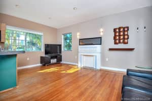 815 Euclid Ave, Miami Beach, FL 33139, Sold 02/27/20
