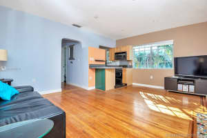 815 Euclid Ave, Miami Beach, FL 33139, Sold 02/27/20