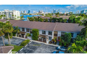 16477 NE 26th Pl, North Miami Beach, FL 33160, Sold 05/06/20
