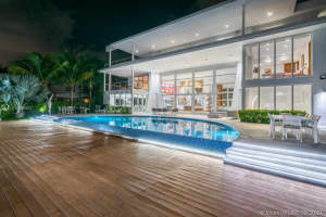 429 Centre Is, Golden Beach, FL 33160, Sold 12/18/20