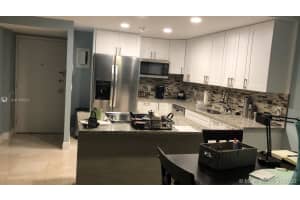 480 Executive Center Dr #1g, West Palm Beach, FL 33401, Sold 02/27/20