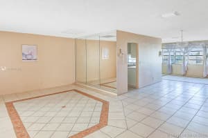 329 SE 3rd St #502t, Hallandale Beach, FL 33009, Sold 08/13/21
