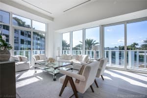 4701 Meridian Ave, Miami Beach, FL 33140, Sold 09/01/20