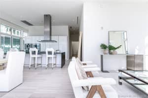 4701 Meridian Ave, Miami Beach, FL 33140, Sold 09/01/20