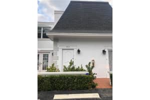 918 NE 26th Ave, Hallandale Beach, FL 33009, Sold 03/23/20