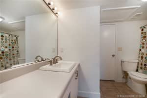 15241 SW 80th St, Miami, FL 33193, Sold 02/03/20