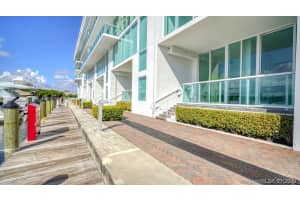 400 Sunny Isles Blvd # 106, Sunny Isles Beach, FL 33160, Sold 02/11/21